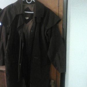 Outback trading company Australian Duster